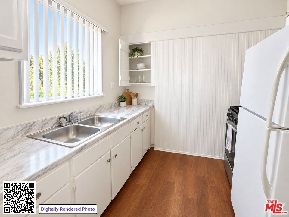 867 W 23rd Street - Photo 3