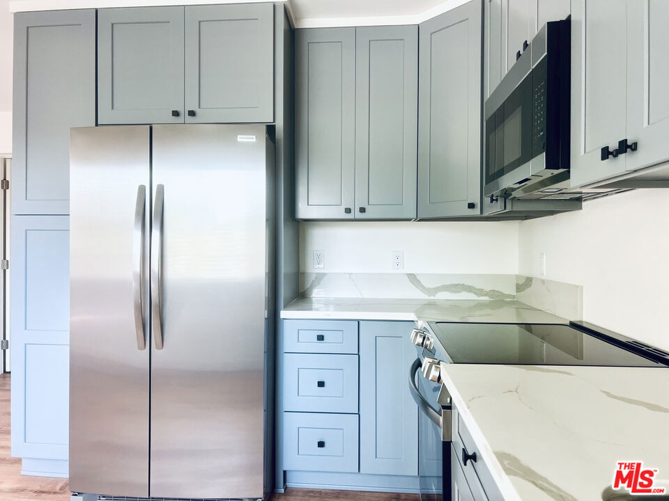 285 W Montecito Avenue - Photo 11