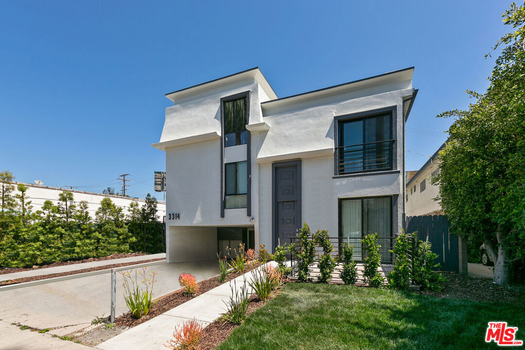 3314 S Mentone Avenue - Photo 14