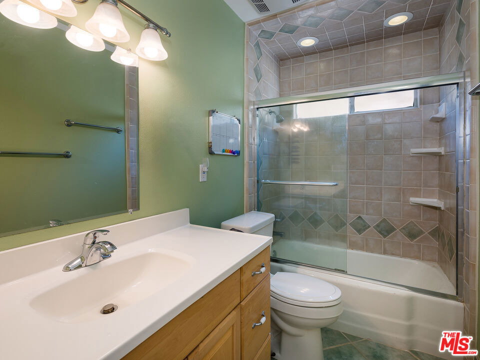 1563 W 218th Street - Photo 5