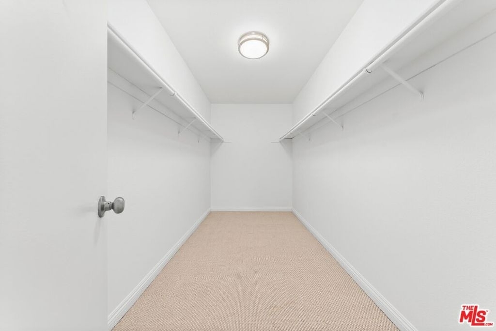 1940 N Highland Avenue - Photo 22