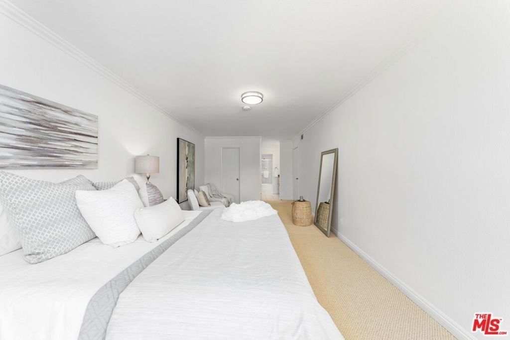 1940 N Highland Avenue - Photo 21