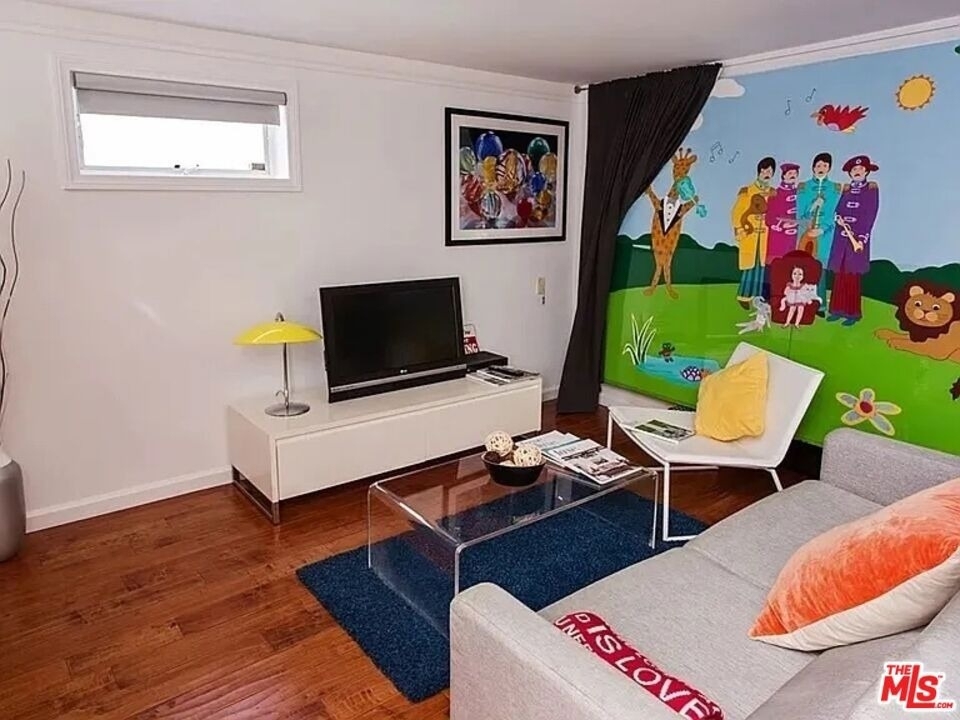 8661 Clifton Way - Photo 2