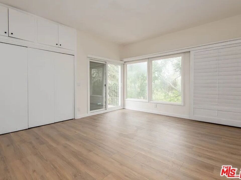 2819 Pacific View Trail - Photo 10