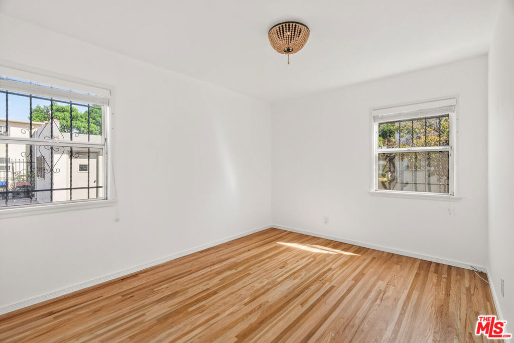 5605 Clemson Street - Photo 6