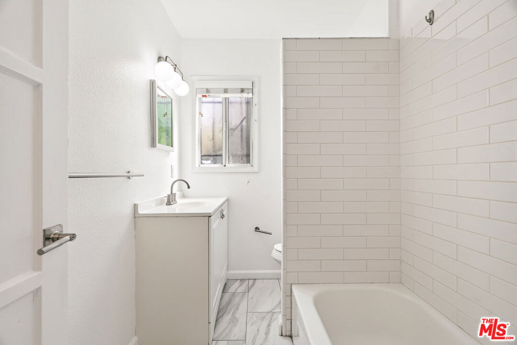 5605 Clemson Street - Photo 12