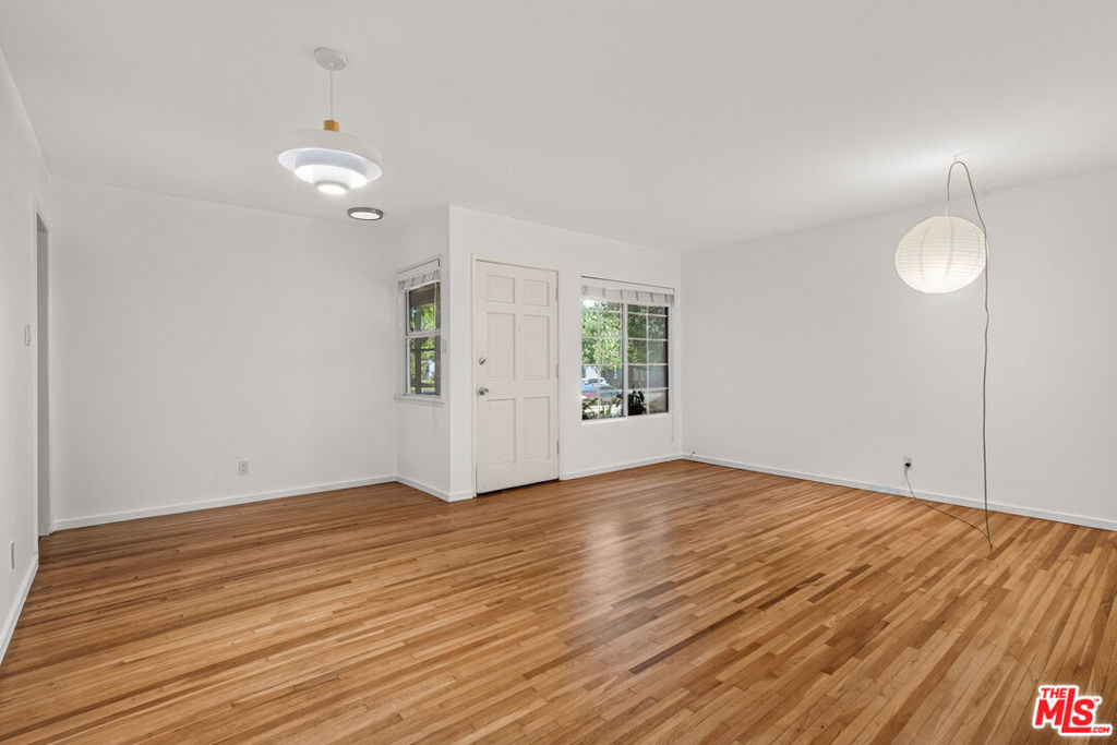 5605 Clemson Street - Photo 0