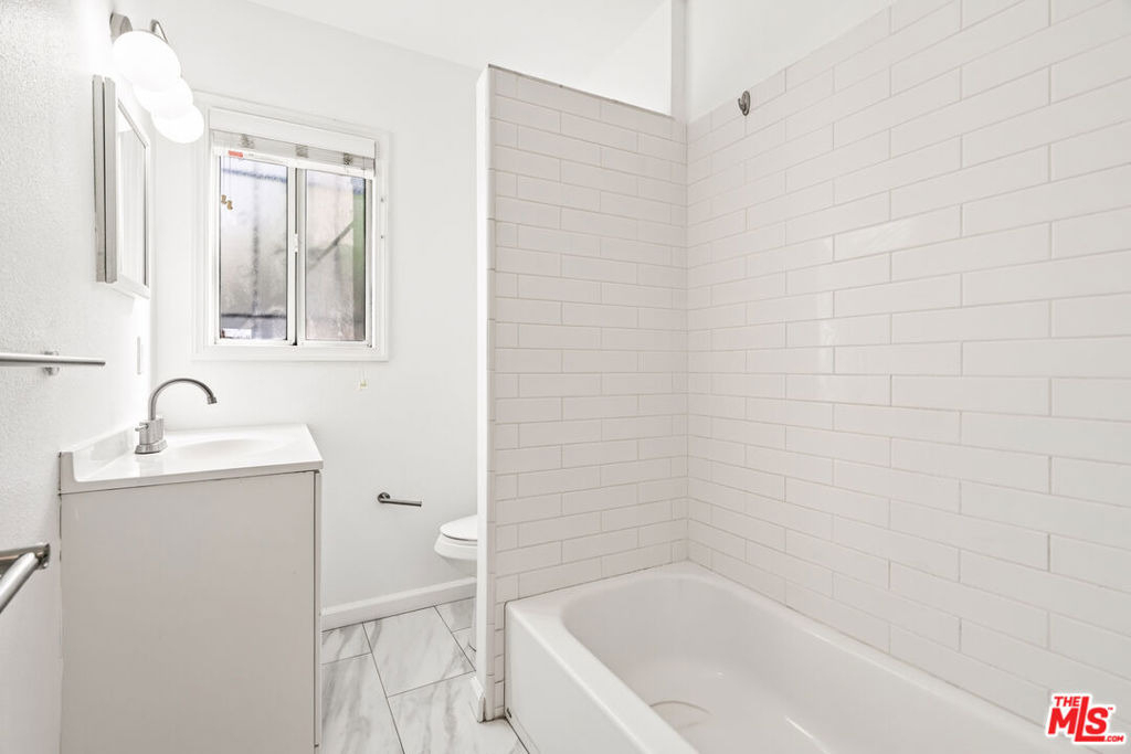 5605 Clemson Street - Photo 11