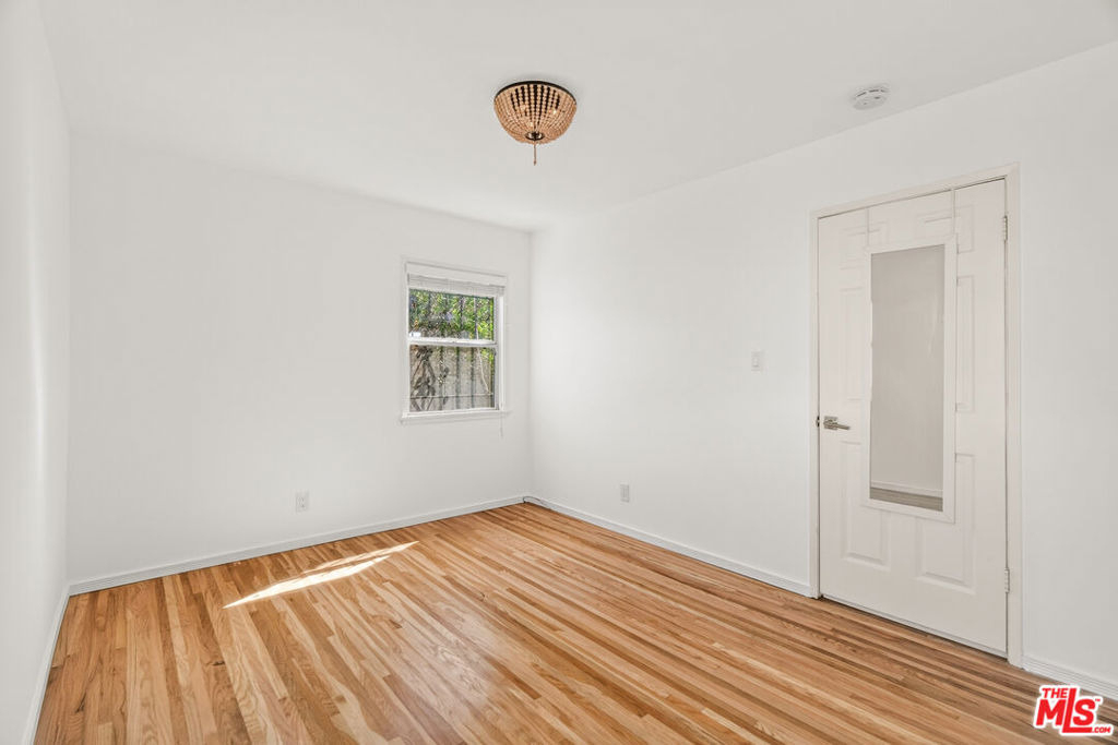 5605 Clemson Street - Photo 7
