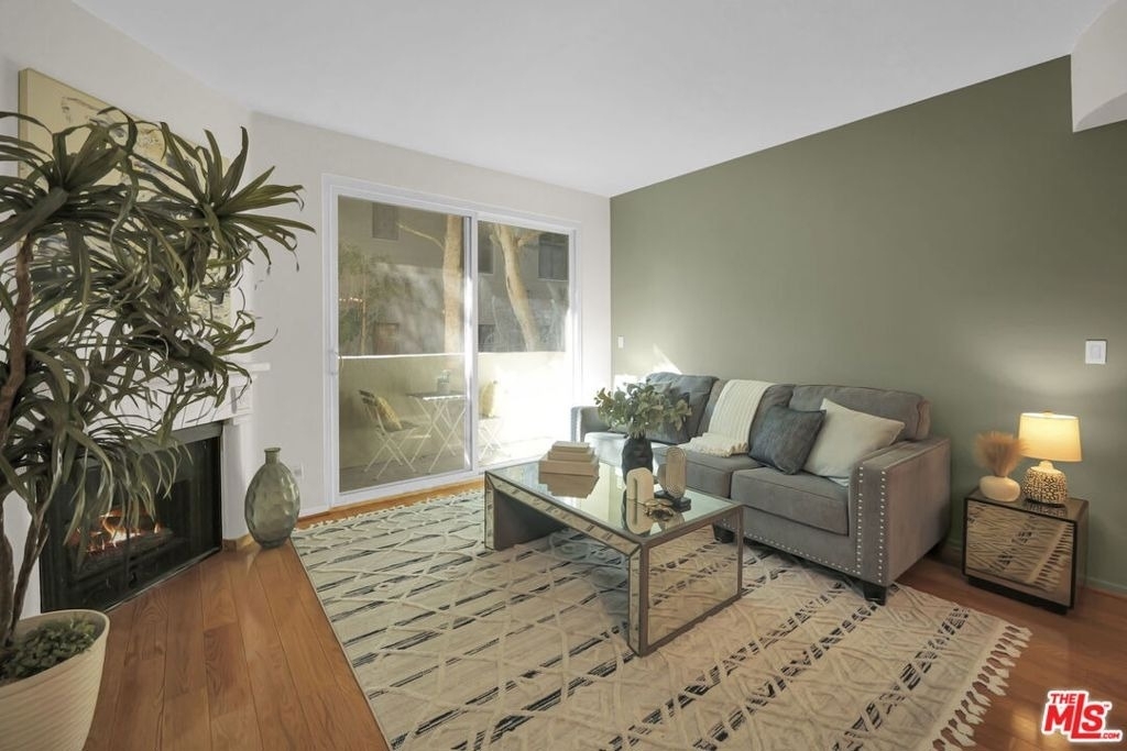 620 S Gramercy Place - Photo 4