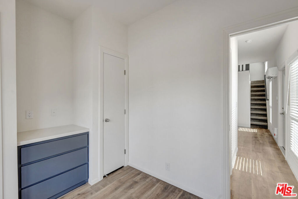 17650 Grand Avenue - Photo 8