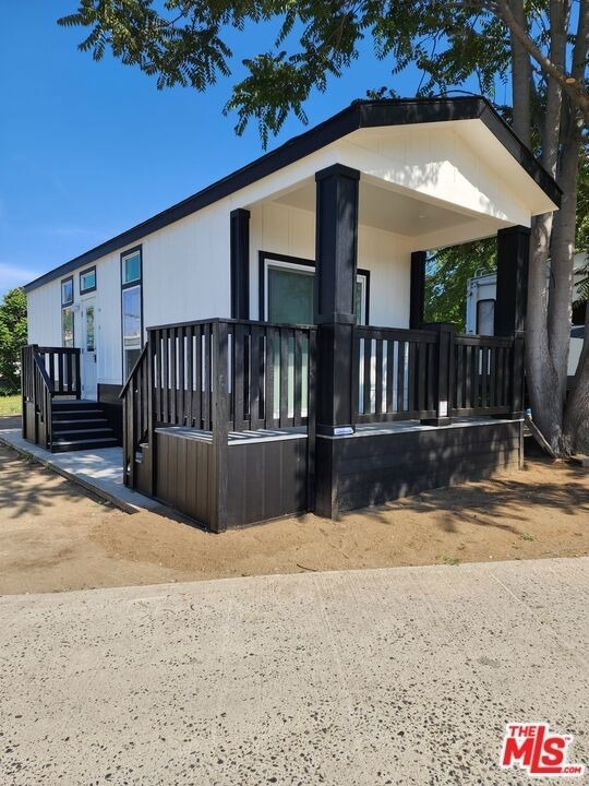 17650 Grand Avenue - Photo 16