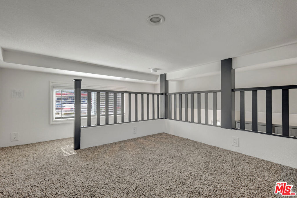 17650 Grand Avenue - Photo 7