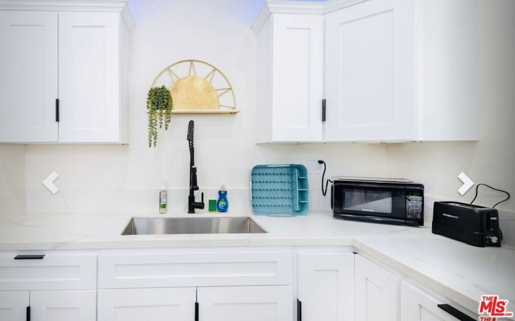 8840 Alcott Street - Photo 10