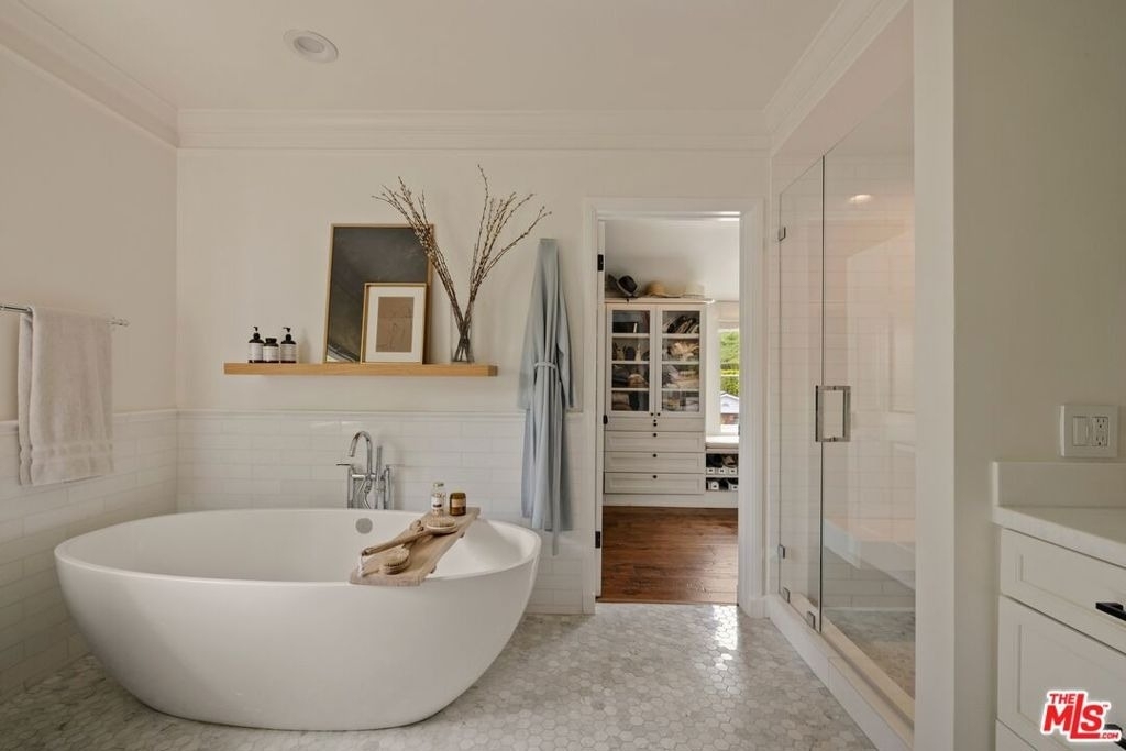 2878 Royston Place - Photo 12