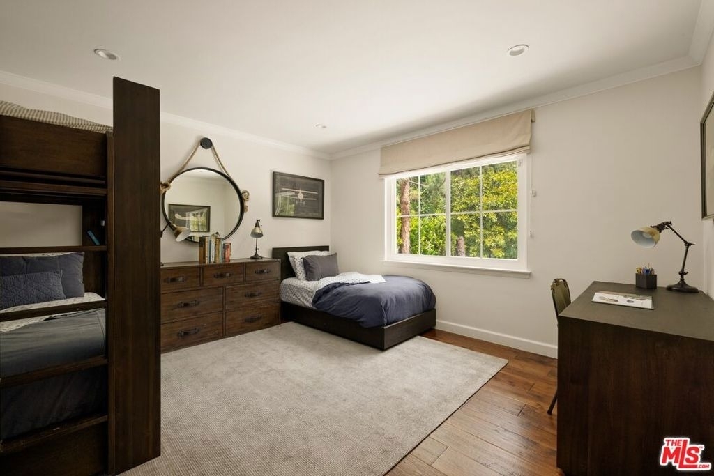 2878 Royston Place - Photo 16