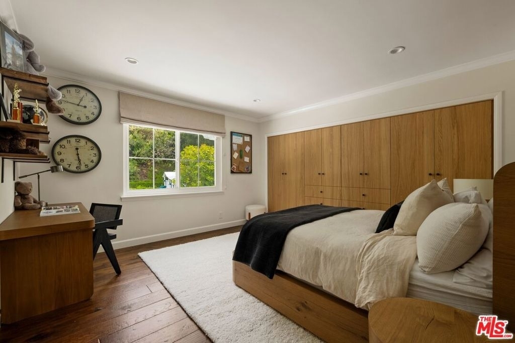 2878 Royston Place - Photo 18