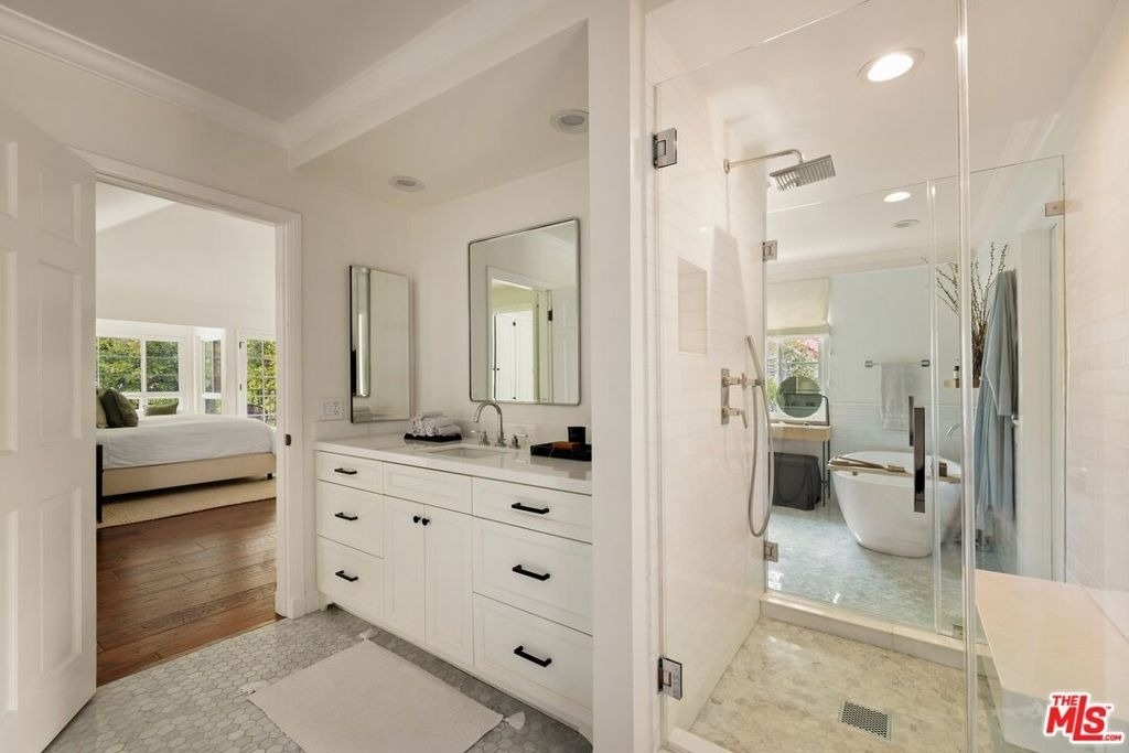 2878 Royston Place - Photo 13