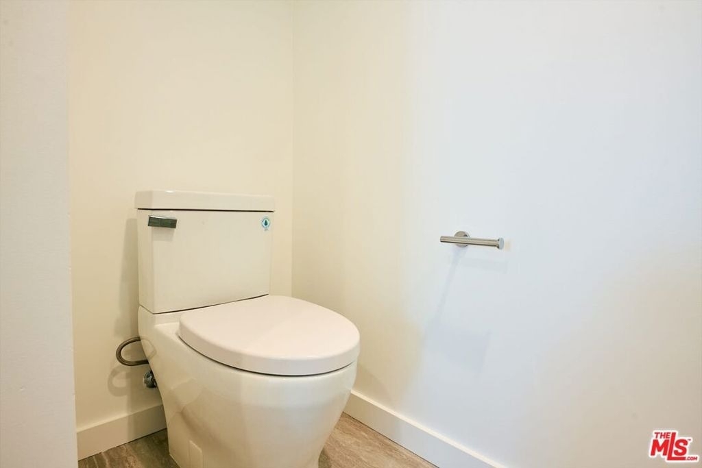 11785 Gateway Boulevard - Photo 6