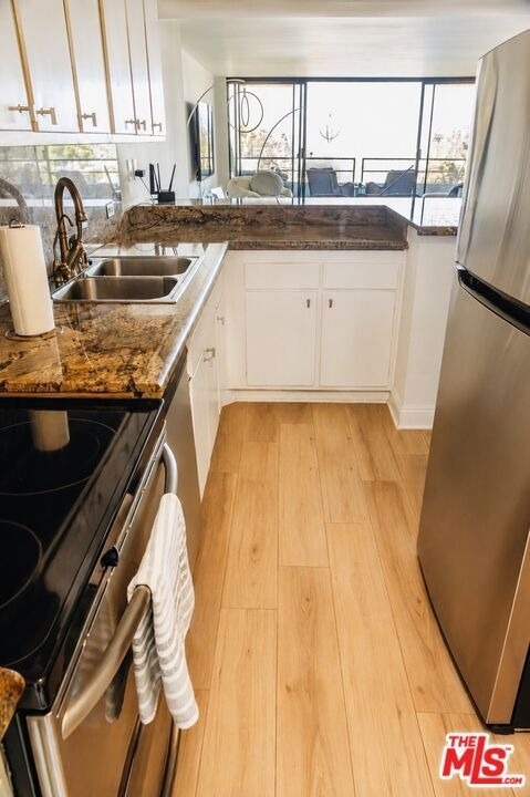 4265 Marina City Drive - Photo 2