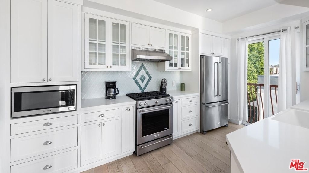 320 S Willaman Drive - Photo 3
