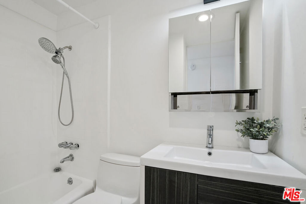 6 Voyage Street - Photo 12
