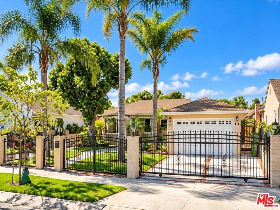 6313 Bluebell Avenue - Photo 0