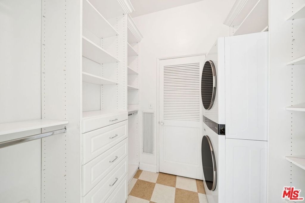 1424 N Crescent Heights Boulevard - Photo 20