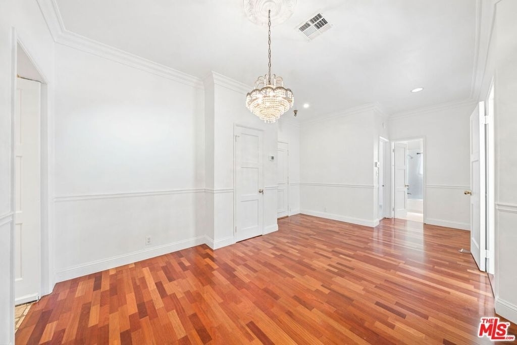 1424 N Crescent Heights Boulevard - Photo 14