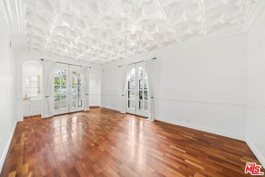 1424 N Crescent Heights Boulevard - Photo 17