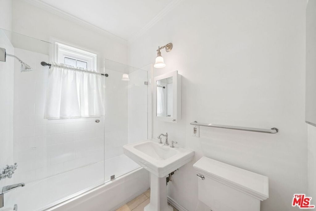 1424 N Crescent Heights Boulevard - Photo 25