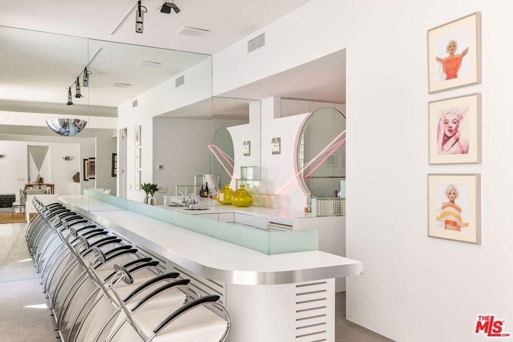 520 W Via Lola - Photo 10