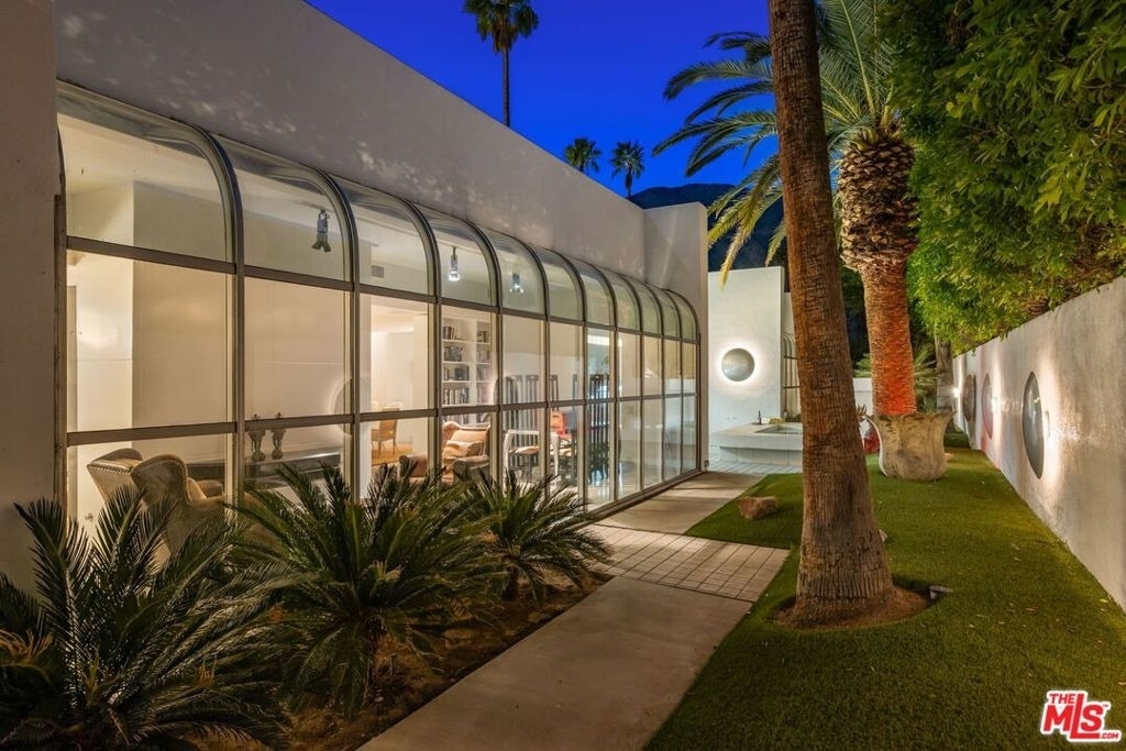 520 W Via Lola - Photo 39