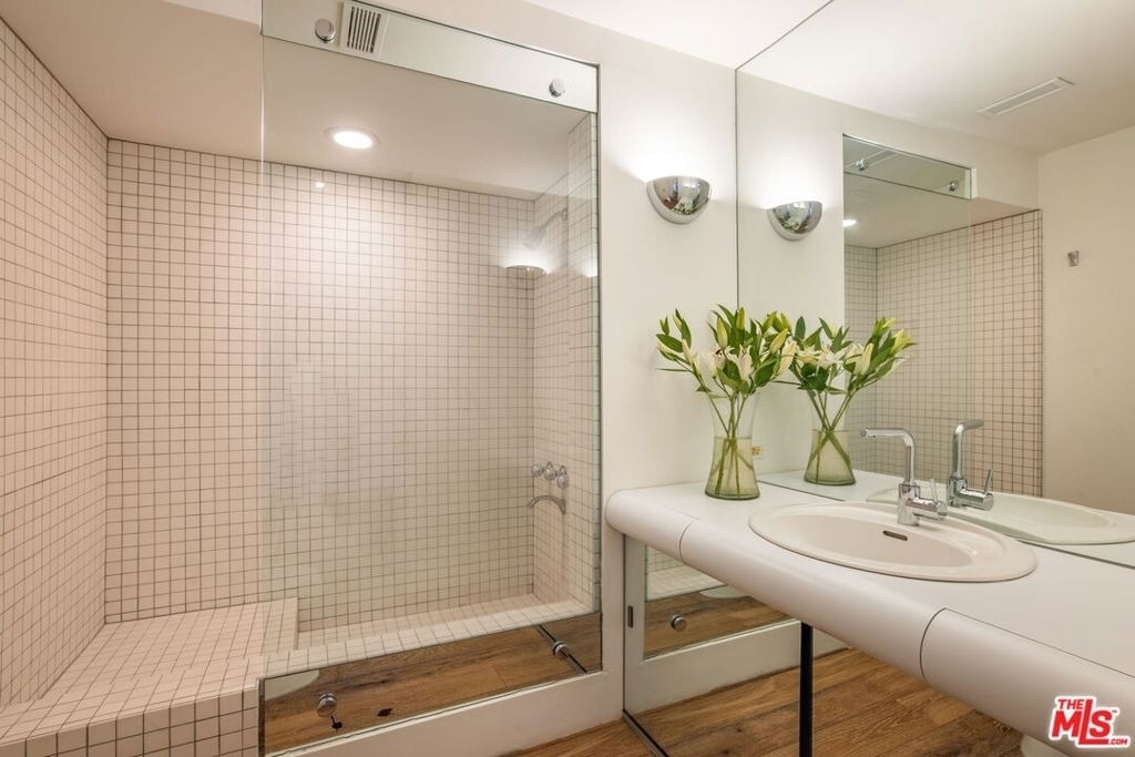 520 W Via Lola - Photo 27