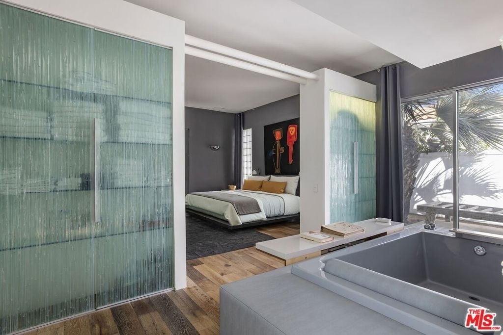 520 W Via Lola - Photo 22