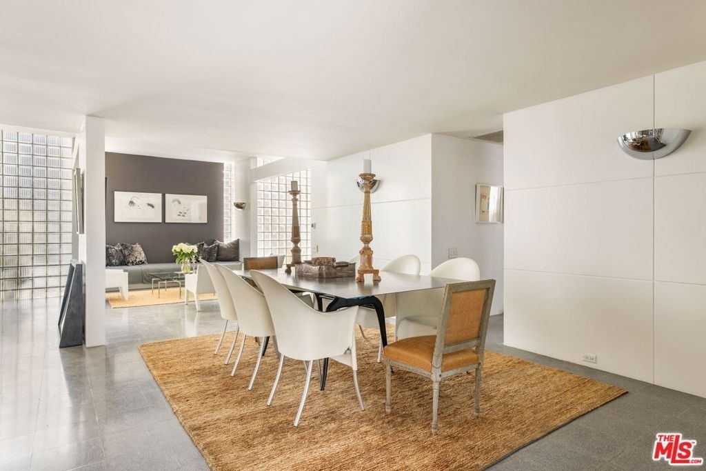 520 W Via Lola - Photo 13
