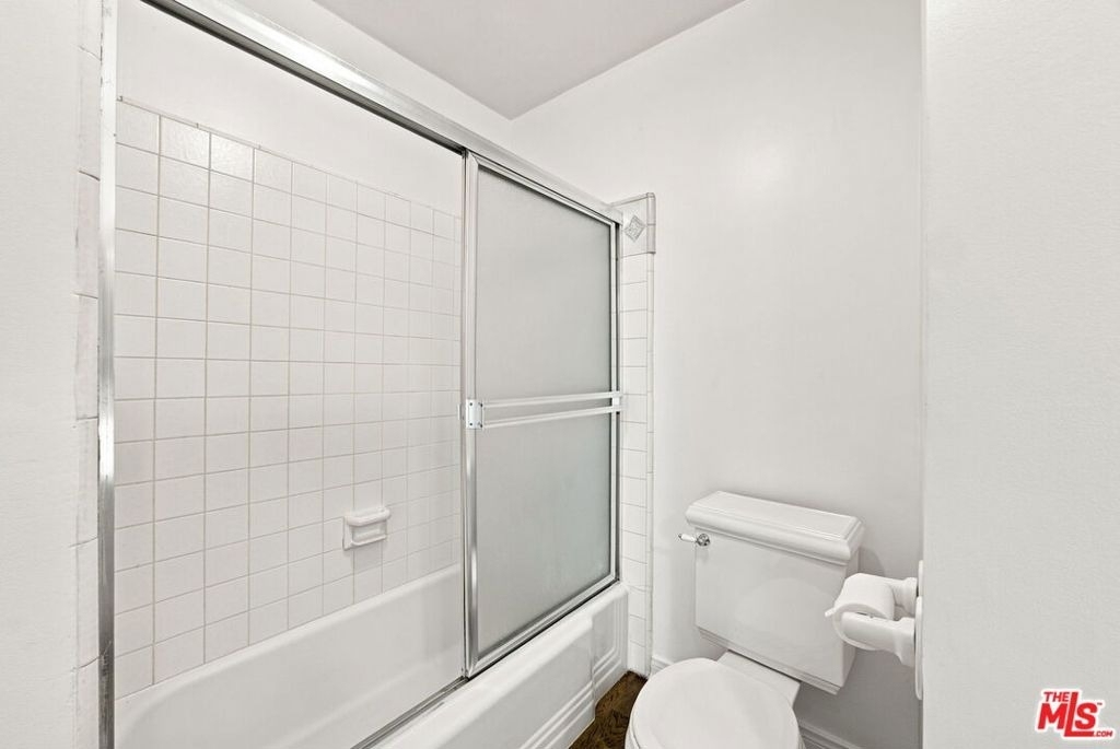 2301 S Beverly Glen Boulevard - Photo 17