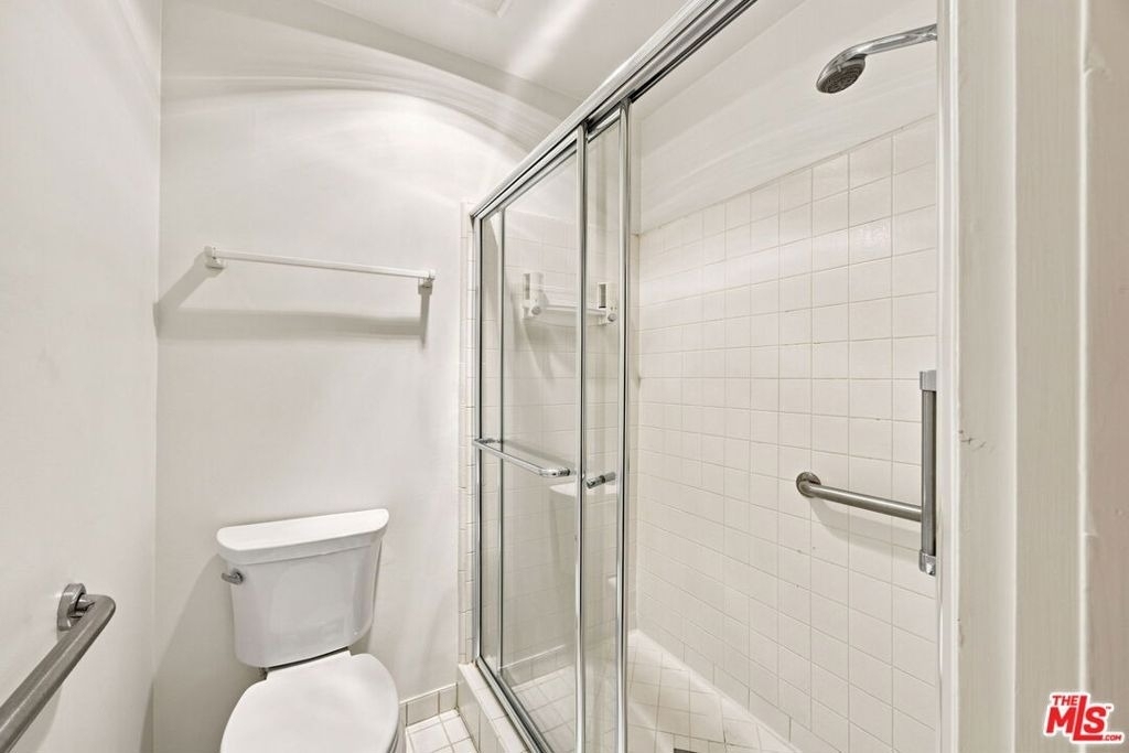 2301 S Beverly Glen Boulevard - Photo 26