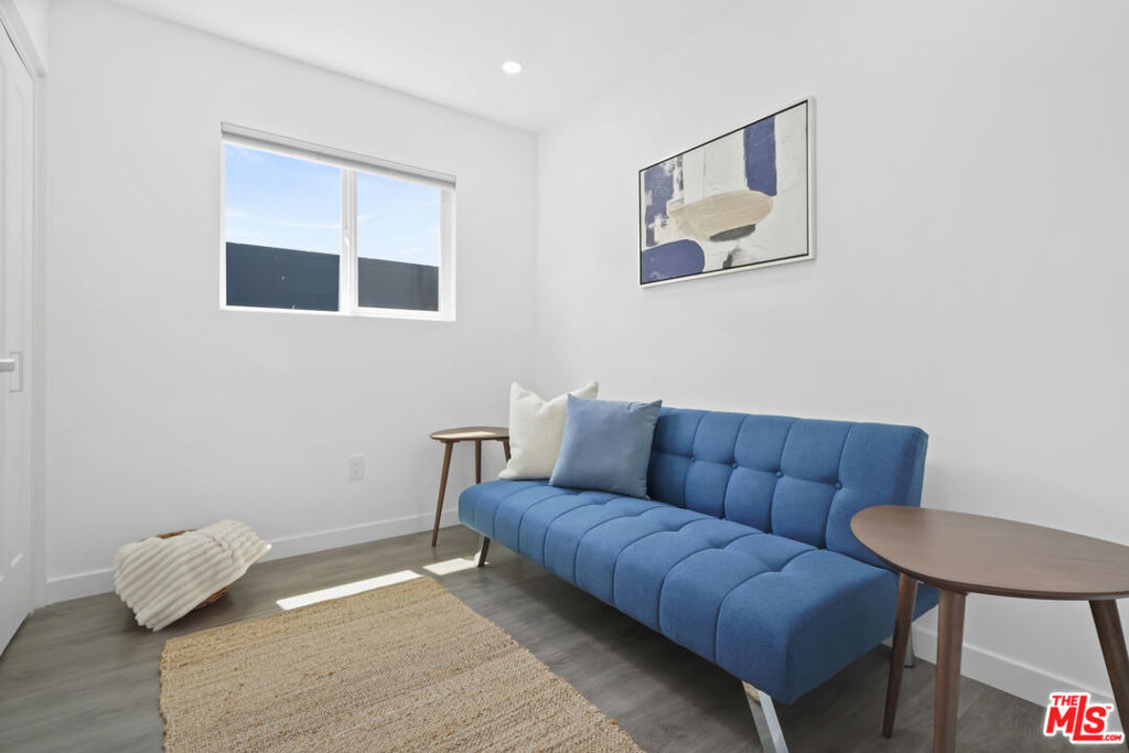 753 N Garfield Avenue - Photo 7