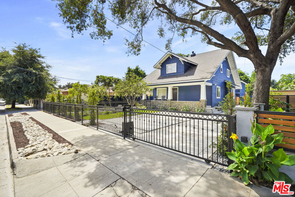 753 N Garfield Avenue - Photo 0