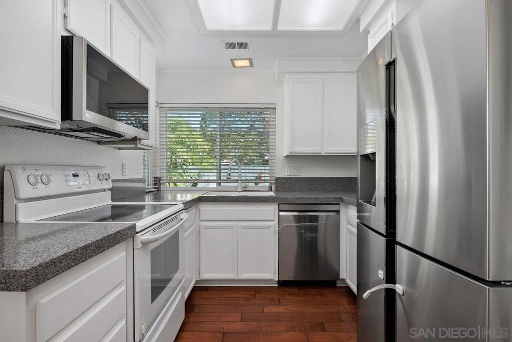 10927 Matinal Cir - Photo 14