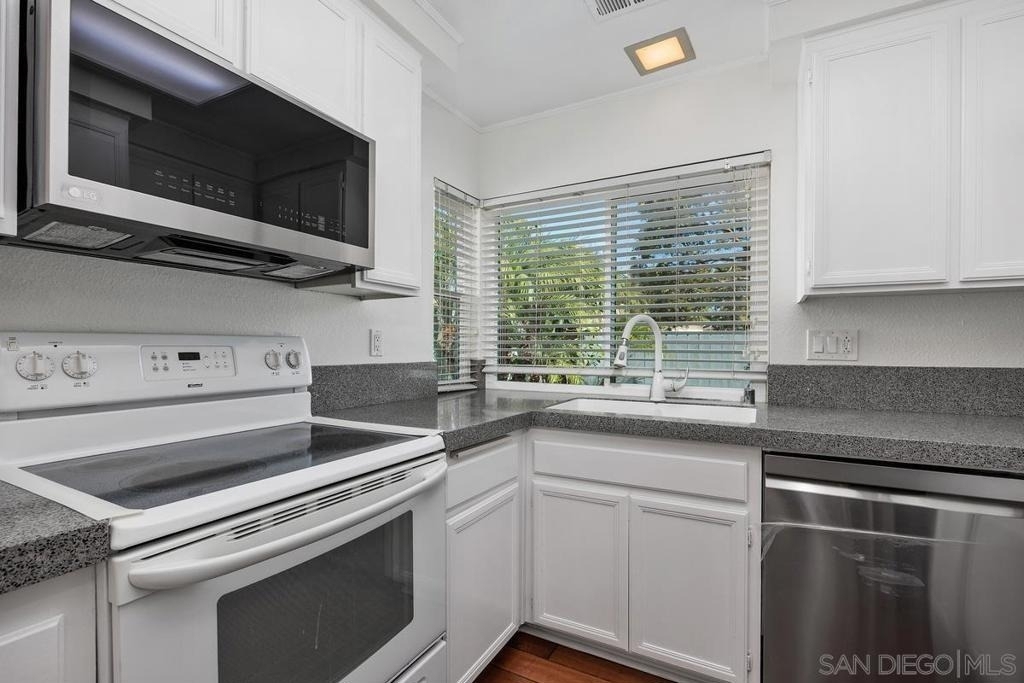 10927 Matinal Cir - Photo 15