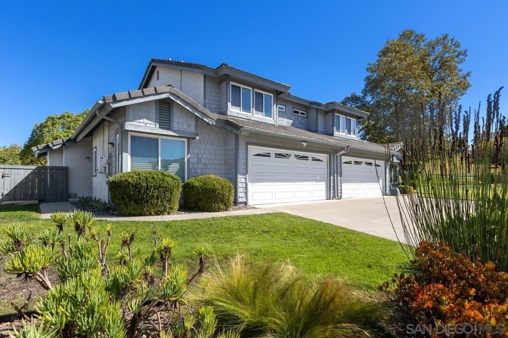 10927 Matinal Cir - Photo 1