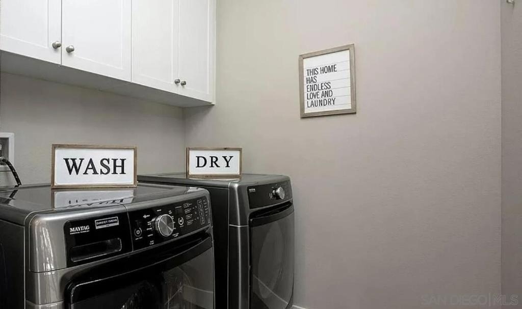 8434 Distinctive Dr - Photo 18