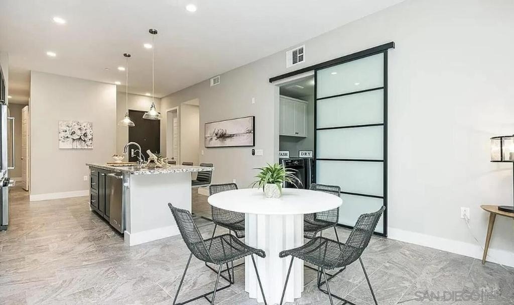 8434 Distinctive Dr - Photo 4