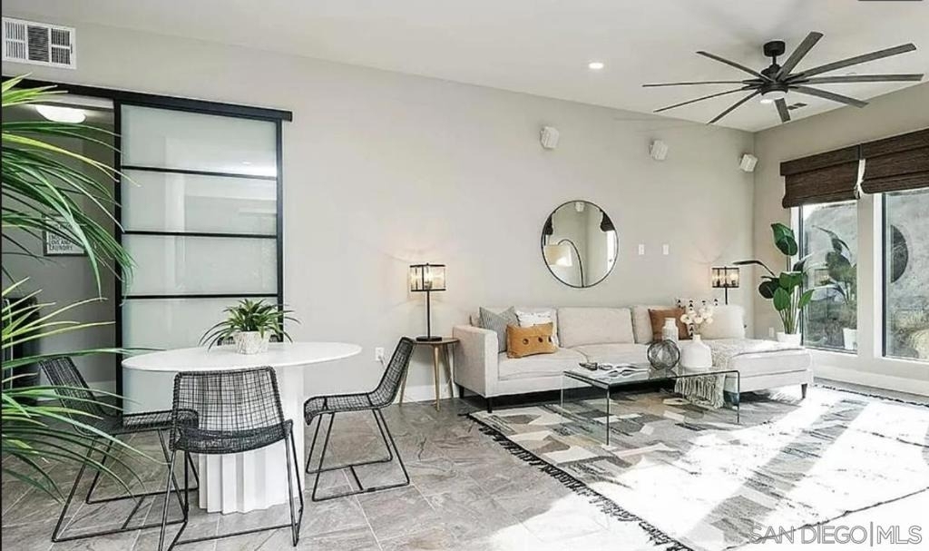 8434 Distinctive Dr - Photo 2