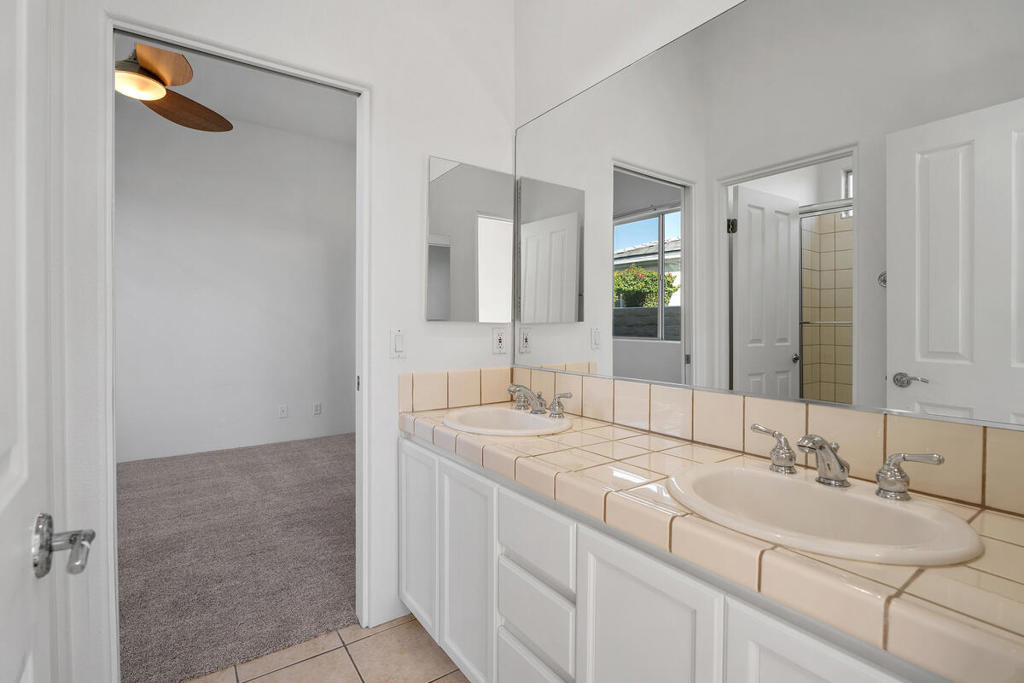 40921 Hovley Court - Photo 16