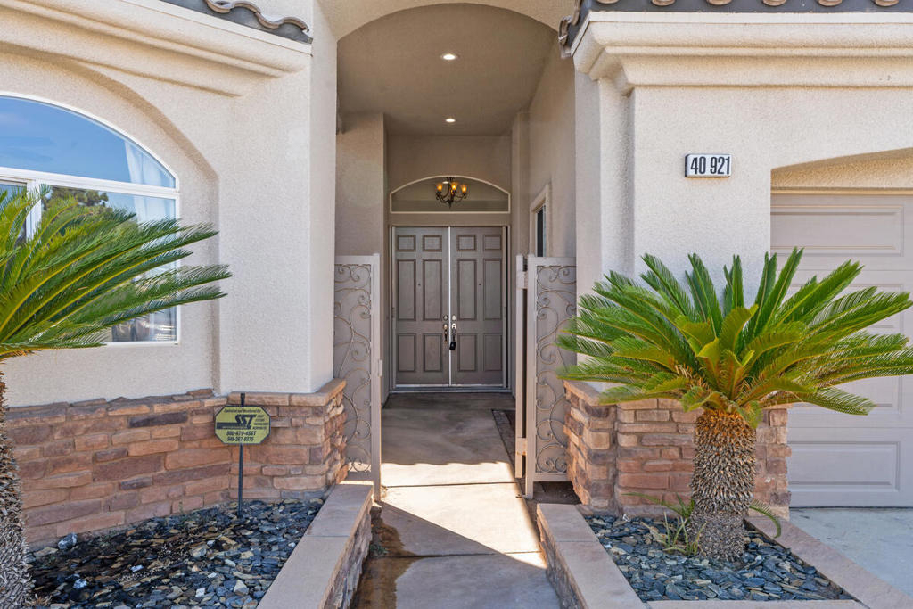 40921 Hovley Court - Photo 1