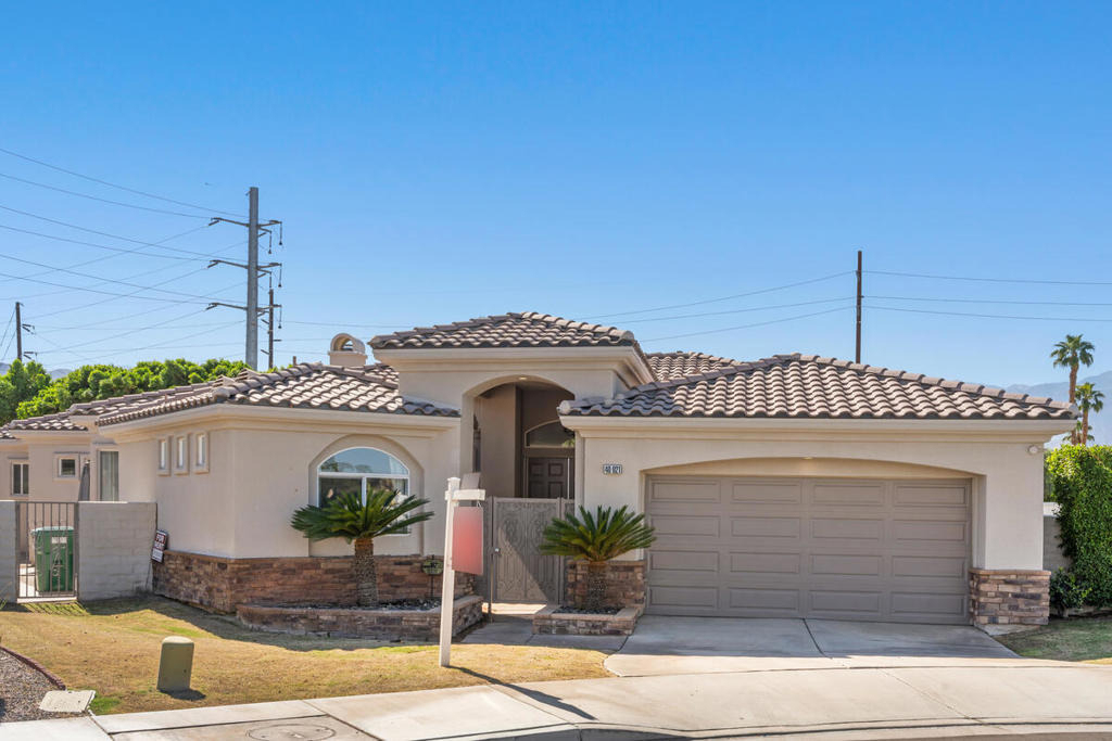 40921 Hovley Court - Photo 0
