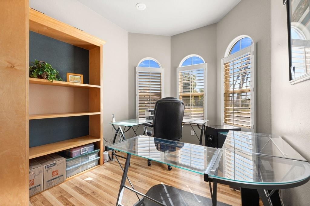 49021 Heifitz Drive - Photo 35